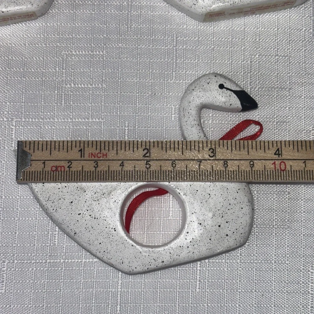 Vintage Hallmark Card XNR4776 Swan Napkin Holders – Wood? Table Decor Lot Of 6